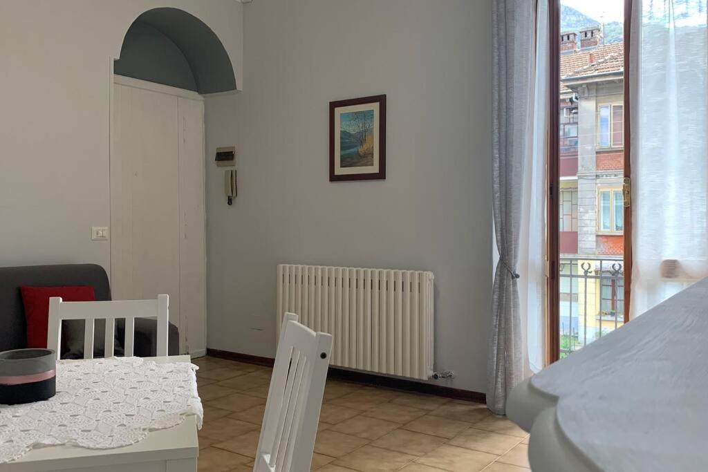 La Casa Del Nonno Apartment Оменя Екстериор снимка