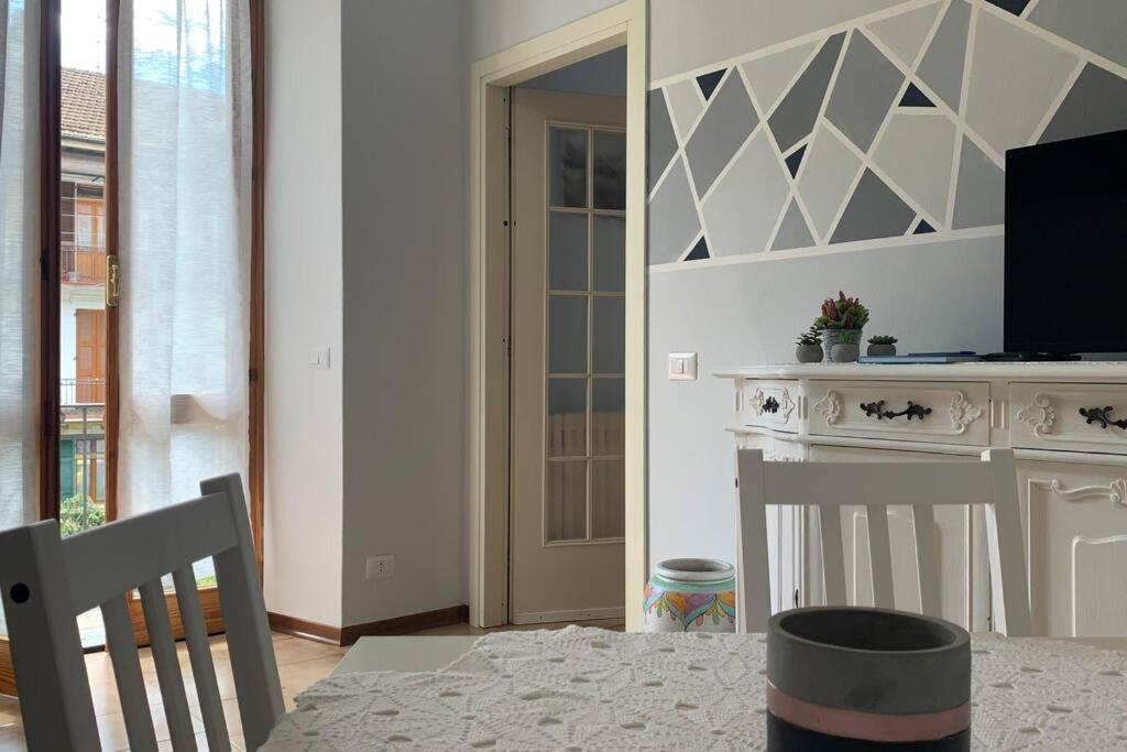 La Casa Del Nonno Apartment Оменя Екстериор снимка