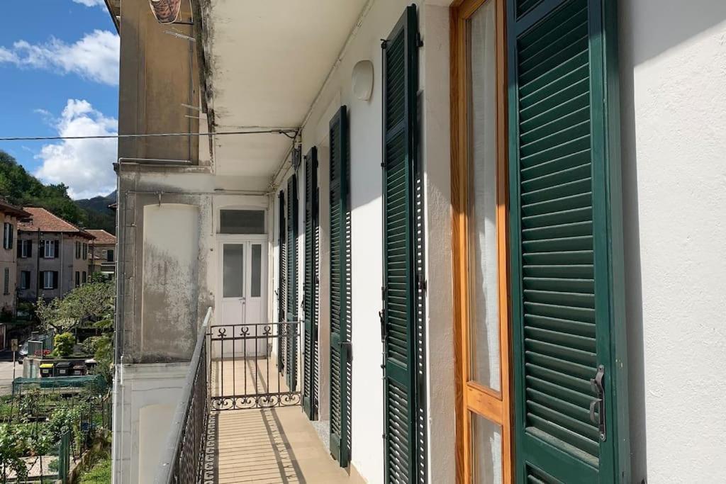 La Casa Del Nonno Apartment Оменя Екстериор снимка