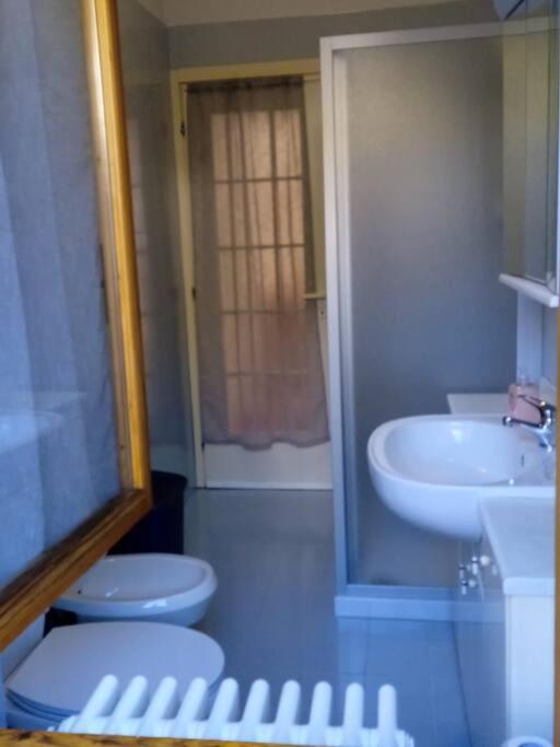 La Casa Del Nonno Apartment Оменя Екстериор снимка